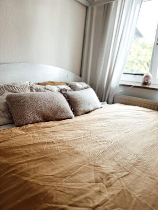 Zentrale Wohnung + Dachterrasse Зонтхофен Экстерьер фото